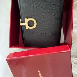 Salvatore Ferragamo‎ Wallet Bi-fold Leather Made in Italy Unisex Black